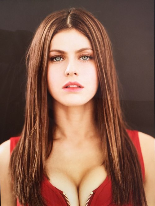 Alexandra Daddario