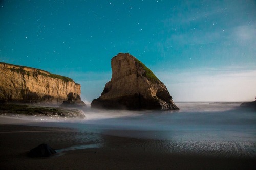 dillongo davenport sharkfincove sharkfin santacruzwaves santacruznatives longexposure stars milkyway highwayone