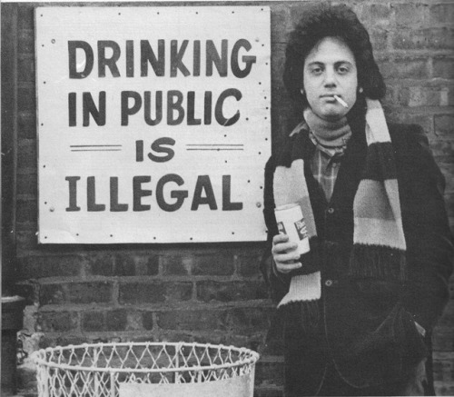 coolkidsofhistory:Billy Joel enjoying a beer 1974