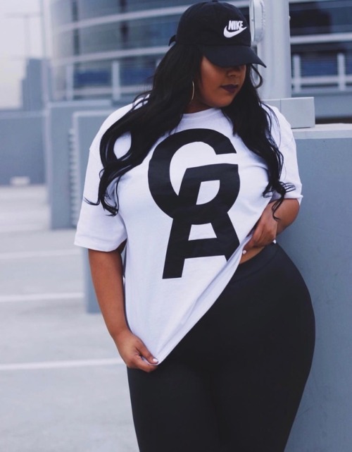 Black & Curvy