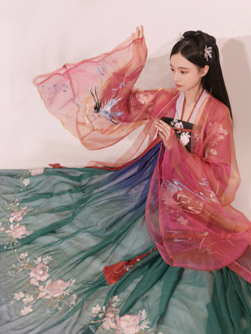 changan-moon:Chinese hanfu by 溯光十七