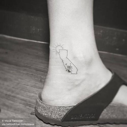 By Masa Tattooer, done in Seoul. http://ttoo.co/p/31317 small;patriotic;line art;masa;travel;united states of america;ankle;map;facebook;location;twitter;california;california map;illustrative;fine line