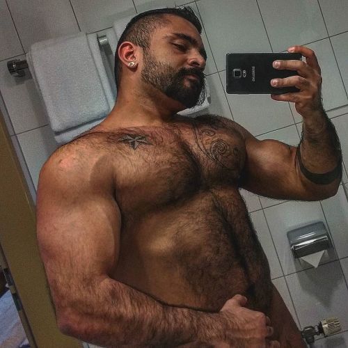 hairy chest - sexy muscle - mature men