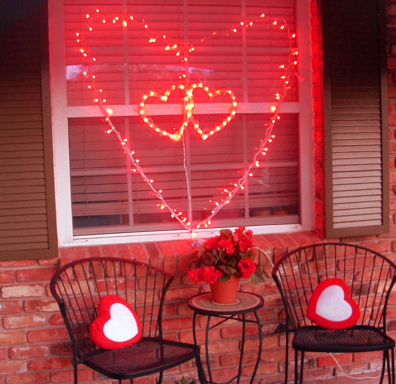 Valentines outdoor decorations image by ˗ˏˋ ˊˎ˗ on lovely | Valentine's ...