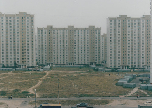 fuckyeahplattenbau:Novokosino District, Moscow, Russia, 00s