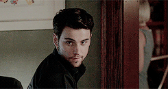 tumblr_ncx2q35auR1rvxfemo7_250.gif