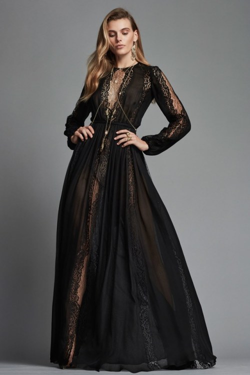 Style of Westeros - Myrish lace gown for Princess Argella Durrandon