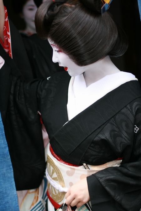 Geiko Sayaka, Gion Kobu (via MUSIC MAKES US HAPPY!:祇園八朔の舞妓と芸子（１４）♪ - livedoor Blog（ブログ）)