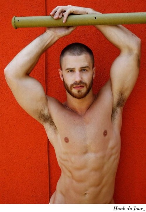 Your Hunk of the Day: Lockhart Brownlie http://hunk.dj/7053