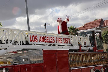 Northridge Hospital Foundation Santa Is Coming To