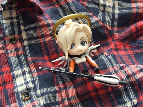 IRL pocket Mercy finally arrived ; u ;