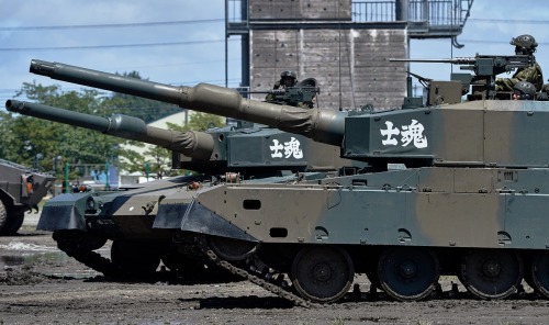 rocketumbl:Type 90 MBT90式戦車