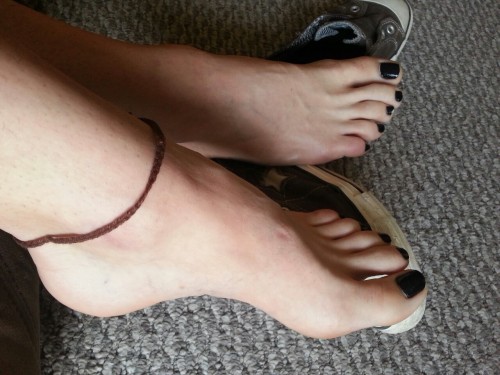 HOT SELF PIC FEET