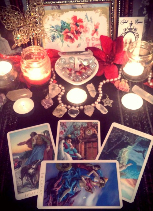 swampseer:Beyond the Sea love forecast tarot readings...