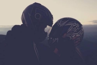 Wie man Online-Dating-Nachricht initiiert