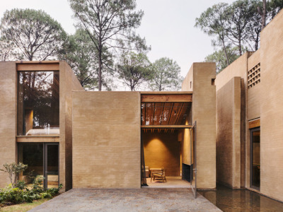 Entrepinos Housing / Taller Hector Barrosoph: Rory Gardiner