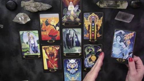 topaz-wxtch:~*~*~*~*~10 Gorgeous Tarot Decks~*~*~*~*~1.) The...