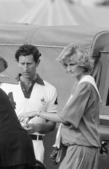 Présentée ici pendant sa grossesse avec le prince Harry, Diana est à Windsor, en Angleterre, le 29 juillet 1984, où le prince Charles participait à un tournoi de polo.