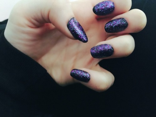 gel nail on Tumblr