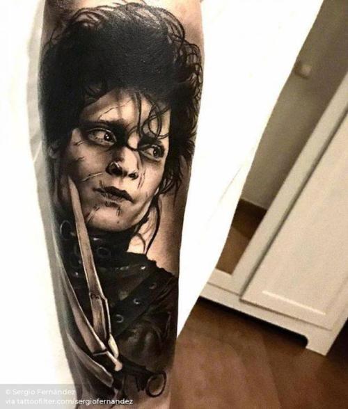 By Sergio Fernández, done in Barcelona. http://ttoo.co/p/30668 film and book;black and grey;johnny depp;patriotic;big;edward scissorhands;sergiofernandez;united states of america;character;facebook;forearm;twitter;portrait