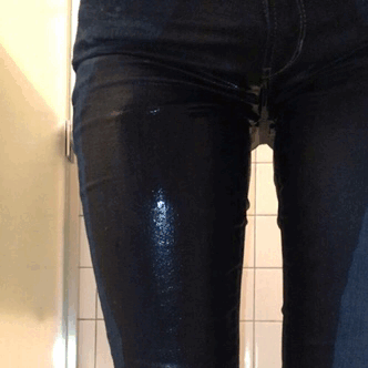 1 year ago. peeing. wetting jeans. wetting pants. girls wetting. omorashi. 