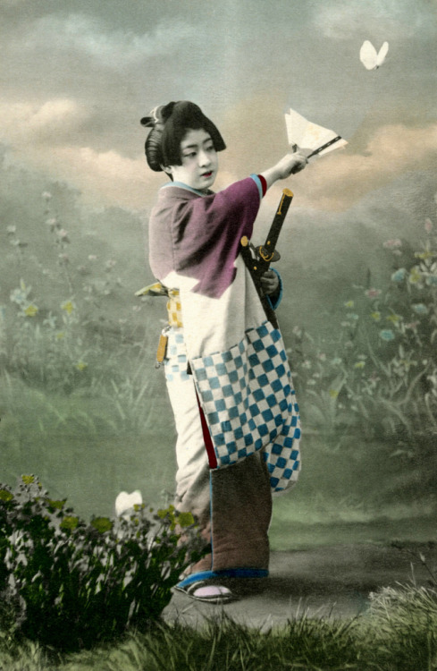 Genroku Style - Male Role 1905 (by Blue Ruin1)
“ A Geisha from the Shinbashi geisha district in Tokyo, dressed to dance a male role in a Genroku odori, around 1905. Here is a YouTube video of a modern Genroku hanami odori (Genroku flower-viewing...