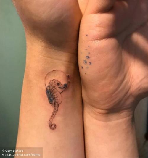 By Comotattoo, done in Seoul. http://ttoo.co/p/28517 individual matching;matching;single needle;micro;seahorse;animal;fish;como;facebook;nature;wrist;twitter;ocean;illustrative