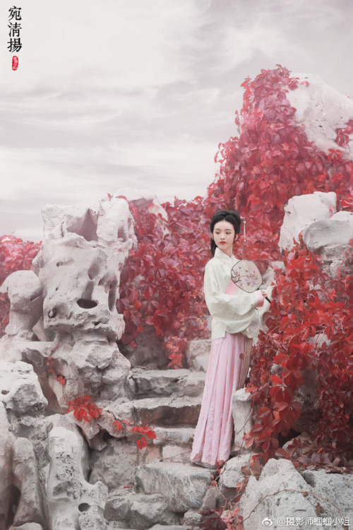 ziseviolet:yansanniang:@摄影师蝈蝈小姐Traditional Chinese Hanfu.