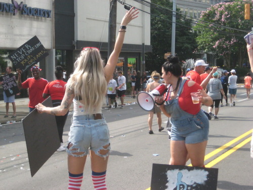 2018 Peachtree Road Race (Atlanta) Muslims for Loyalty....