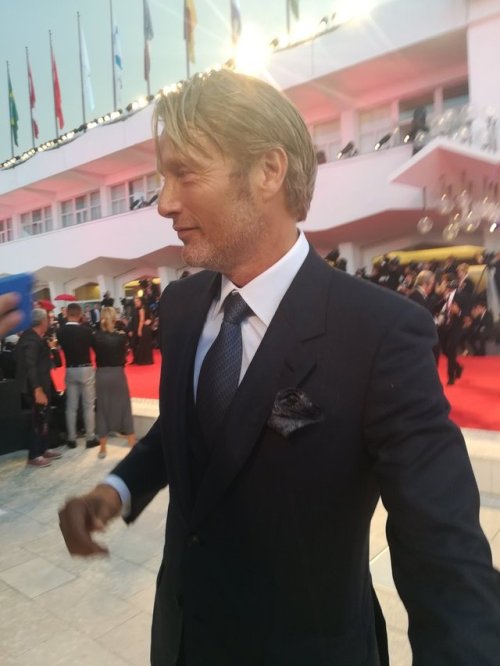 bonearenaofmyskull:emafelix:Mads Mikkelsen at Venice Film...