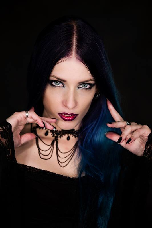 Model, make-up: Katarzyna ‘Daedra’ Photographer:... - Gothic and Amazing
