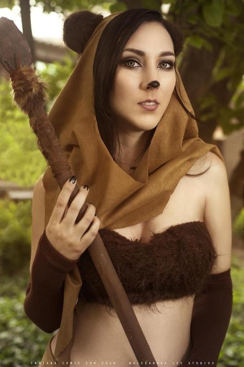 love-cosplaygirls:Ewok (Star Wars) by Jenifer Ann