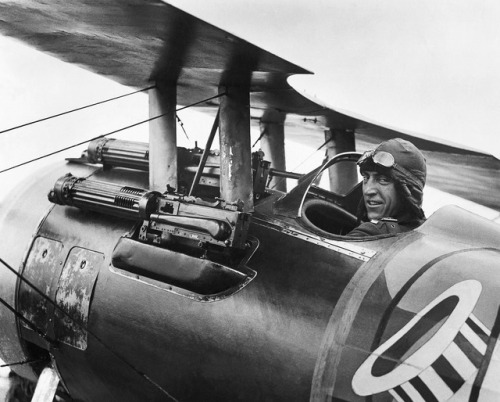 dieselfutures:Eddie Rickenbacker