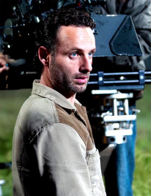 andy-clutterbuck:BTS of The Walking Dead