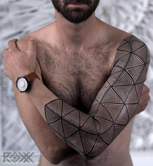 By Roxx, done at 2Spirit Tattoo, Santa Monica.... line art;huge;facebook;blackwork;twitter;roxx;sleeve;geometric