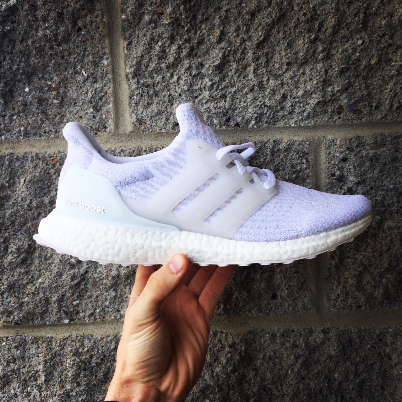 white ultraboost 3.0