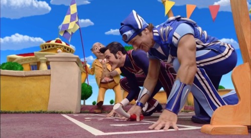 rikki-is-my-gender:I don’t even see Sportacus here I see...