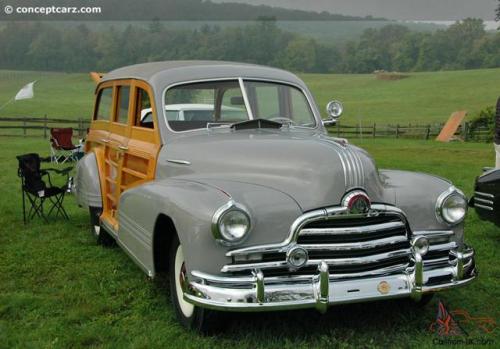 frenchcurious:Pontiac Station Wagon 1942 - source 40s & 50s...