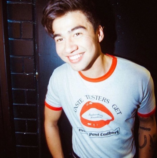 Pairing Calum Hood Reader Pairing Calum Hood Reader