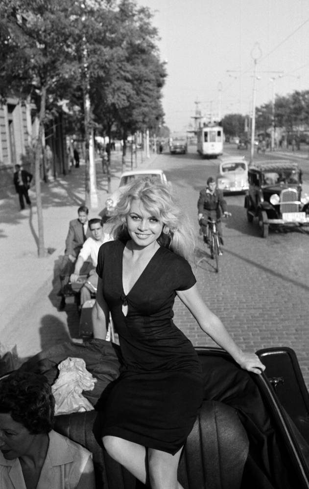 welovebrigittebardot:
“ Brigitte Bardot on location in Seville, Spain for La Femme et le Pantin, April 1958.
”