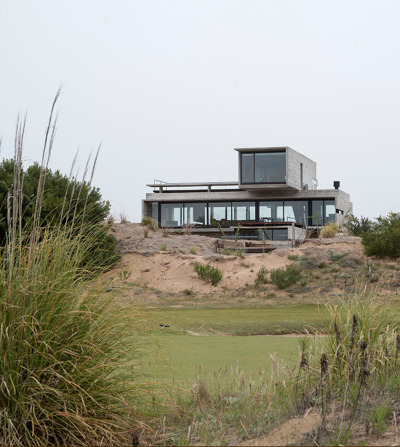 ombuarchitecture:<br /><br />Golf HouseCosta Esmeralda • Buenos AiresBy Luciano Kruk