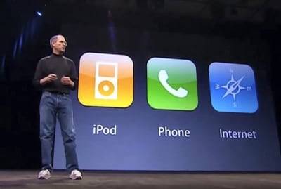 Steve Jobs on One-Handed UX