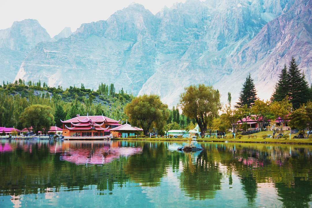 Shangrila Lake or Lower Kachura Lake is a part... - Mera Pakistan