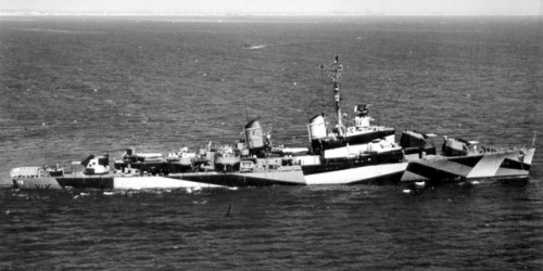 enrique262:Dazzle camouflageAlso known as razzle dazzle,...