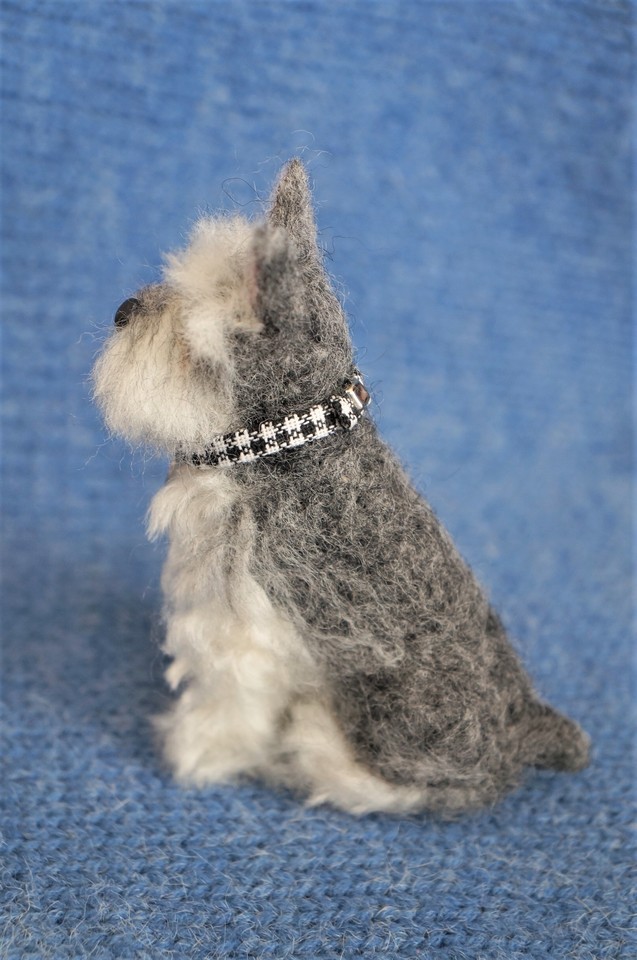 Needle Felting — A pair of mini Schnauzer I felted