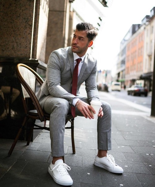 dappermenblog:A classic suit and white sneakers. What are your...