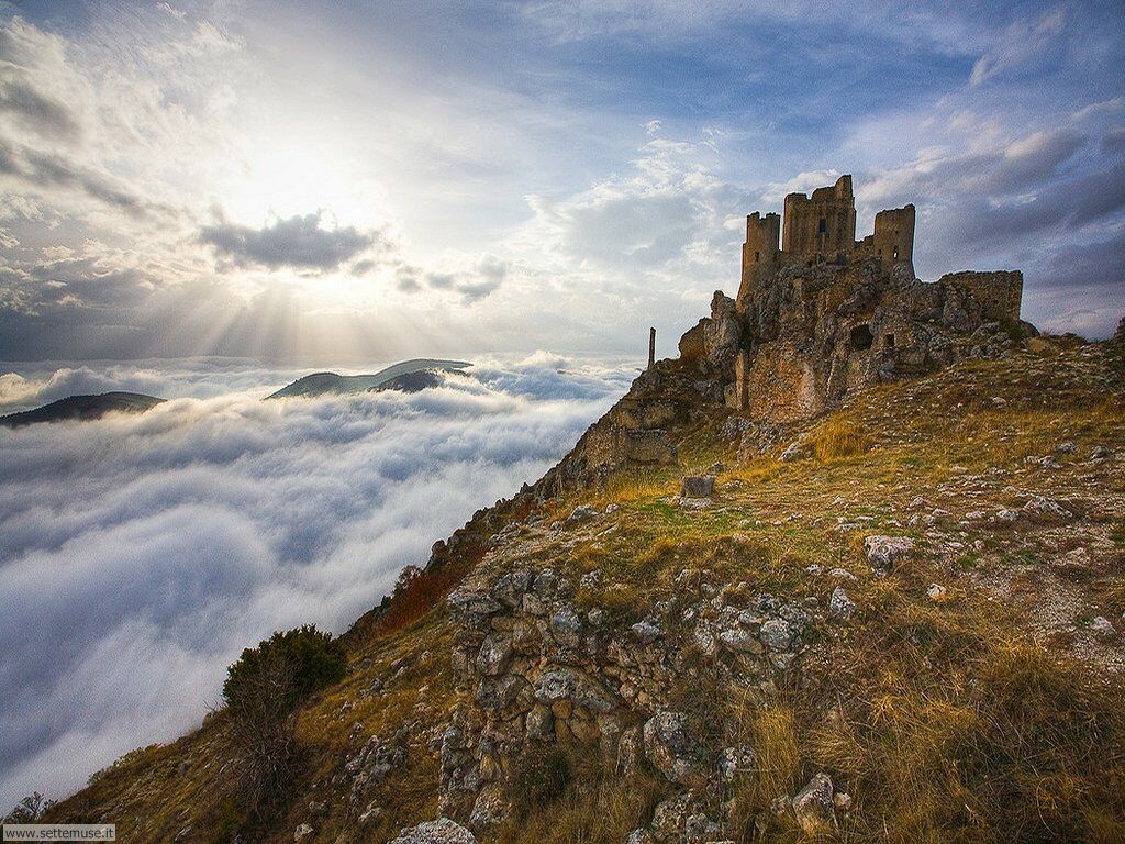 Abruzzo Rural | italian-landscapes: Rocca Calascio (Calascio...