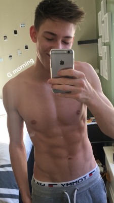 @6packboyss