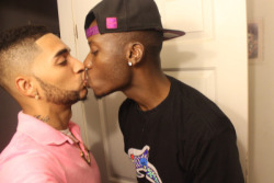 Gay Kissing