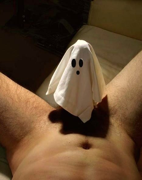 Halloween cam show